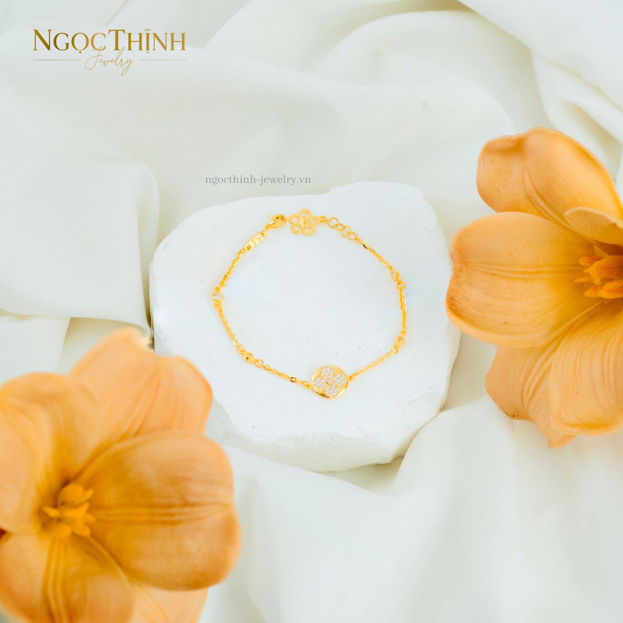 Lắc tay nữ