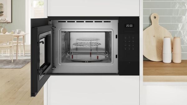 Lò vi sóng âm tủ Bosch BEL554MB2 25 lít Serie 6
