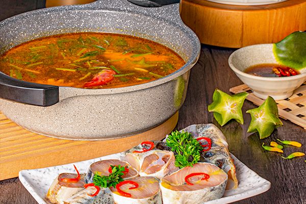  Lẩu khế đầu đuôi cá lăng 