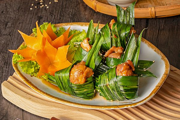  Gà cuộn lá dứa 