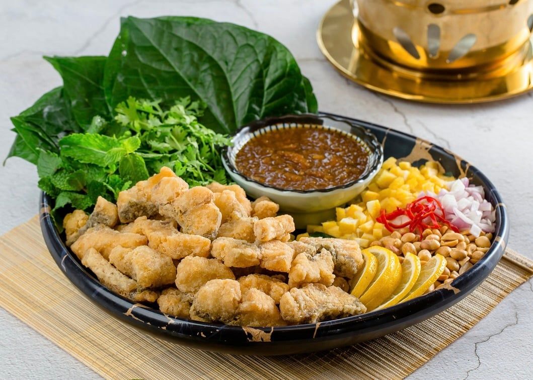  Cá chẽm phi lê cuốn ngũ vị 