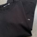  Áo thun Calvin Klein small logo 