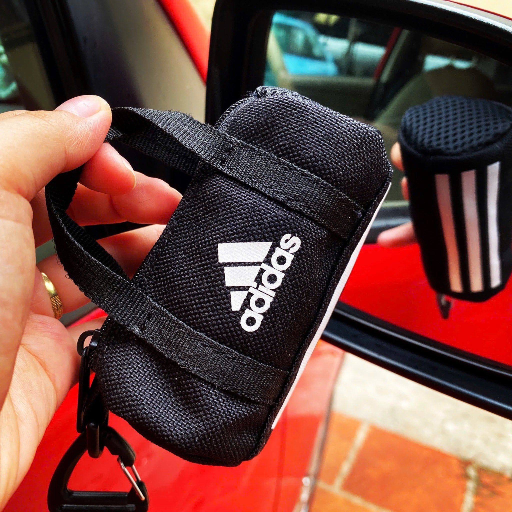  Móc khoá túi trống Adidas mini FQ5260 