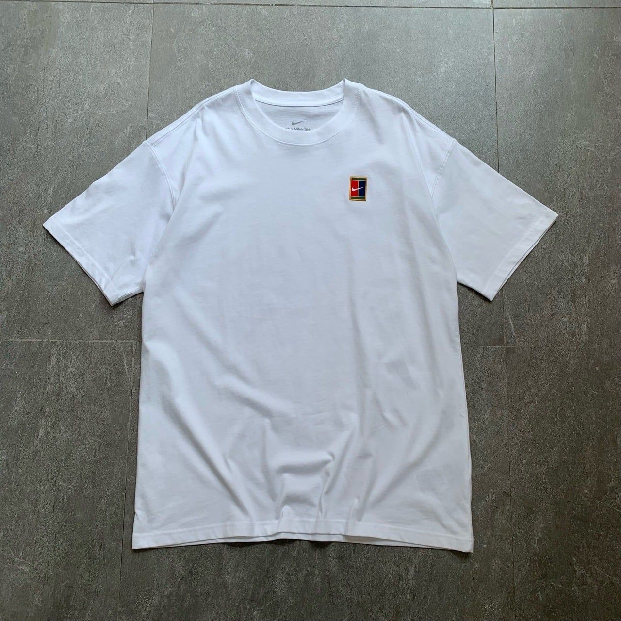  Áo thun Nike Tennis Trắng 