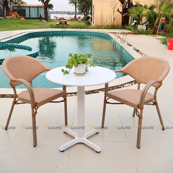 Bàn sân vườn DPBV9A2 (không gồm ghế)