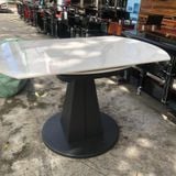 Bàn ăn mặt đá thông minh xoay tròn thành chữ nhật Dulcie (Không gồm ghế)