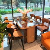 Bàn ăn Abellone (không gồm ghế)