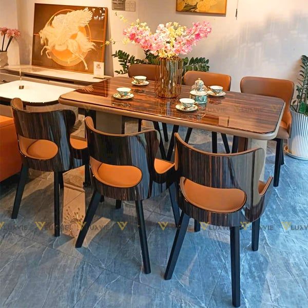 Bộ bàn ăn mặt đá Abellone