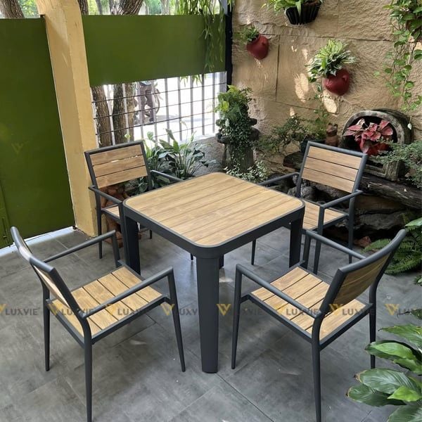 Bàn sân vườn BCVG (không gồm ghế)