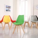 Ghế mặt nệm chân gỗ DPA05