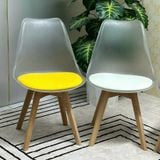 Ghế mặt nệm lưng nhựa trong nhám chân gỗ DPA05F