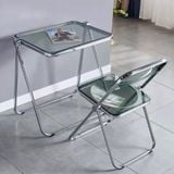 Ghế nhựa trong DPG4