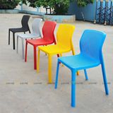 Ghế nhựa đúc M03