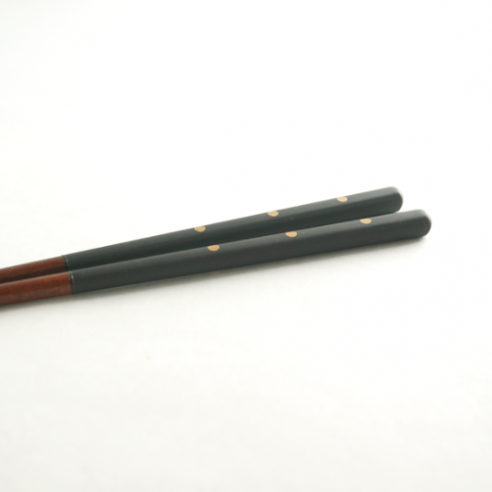  Bộ 5 đôi đũa gỗ Nhật Dot sơn mài họa tiết chấm bi 23.5cm | Hyozaemon Chopstick 1115 - ST-091 