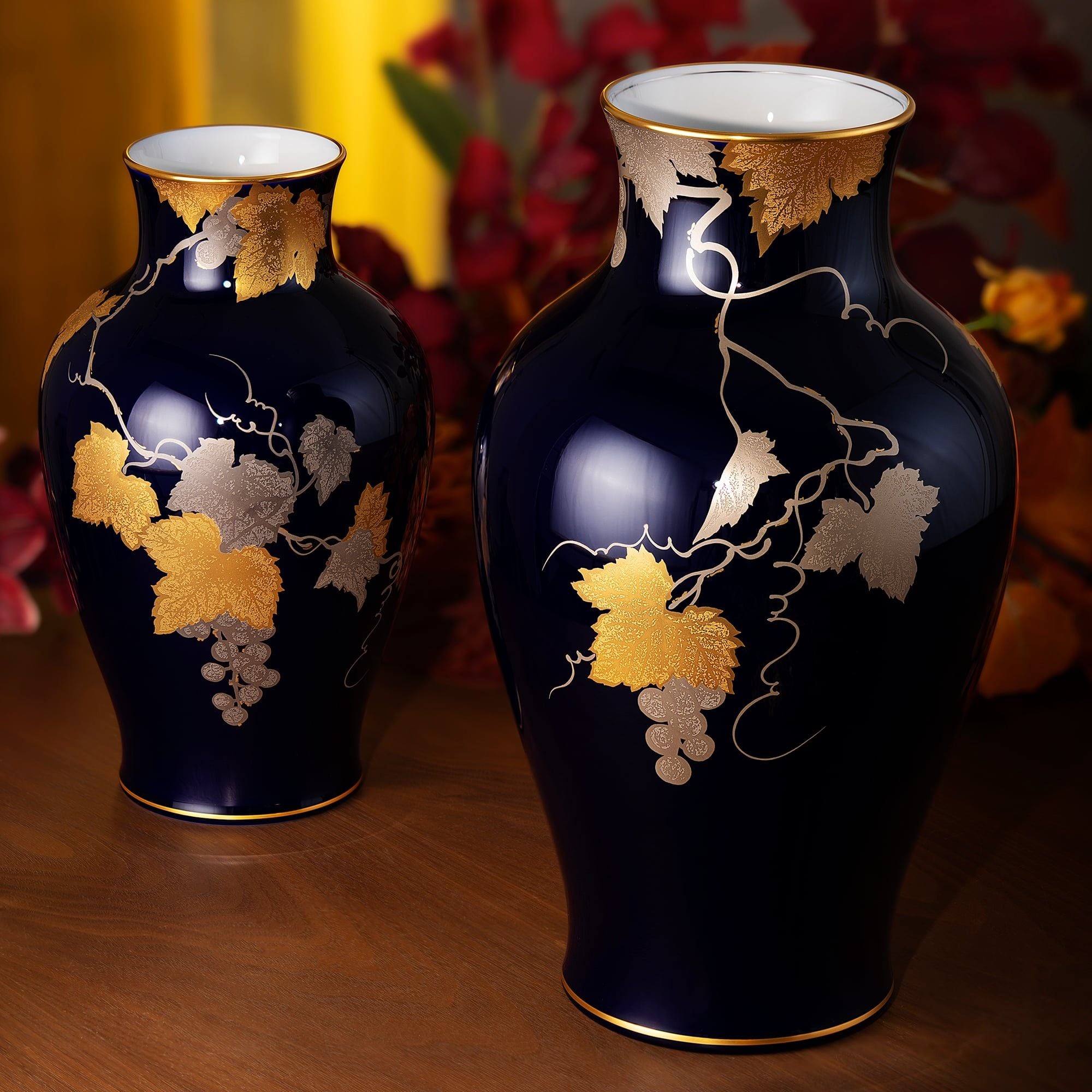  Bình hoa Okura "Nho vàng" cao 28cm, màu xanh coban | Okura Azure Gold Grape 9076 - 20A 