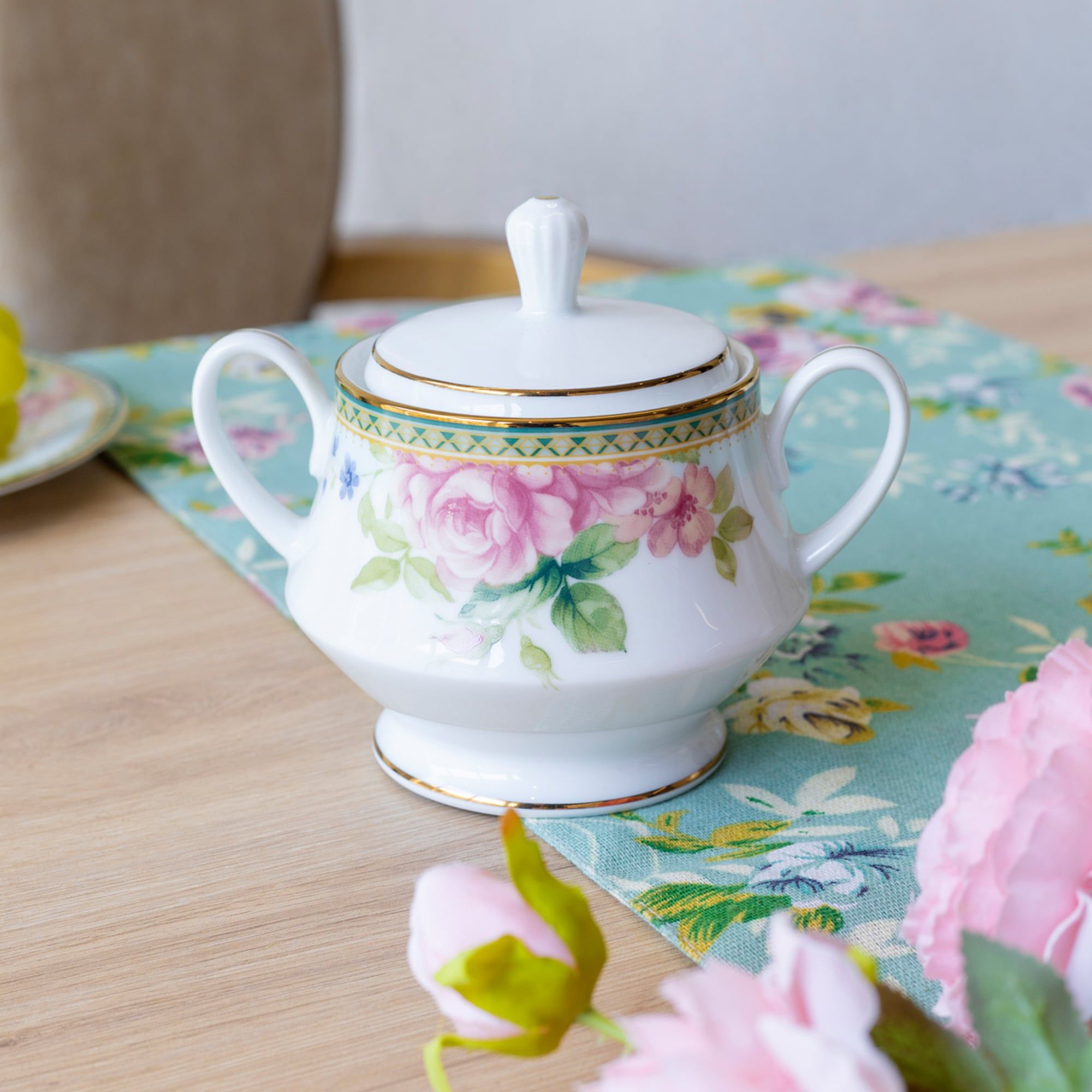  Bộ ấm chén uống trà (ấm 1.200ml, chén 250ml) 15 món sứ trắng | Rosa Basket 1736L - T017A 