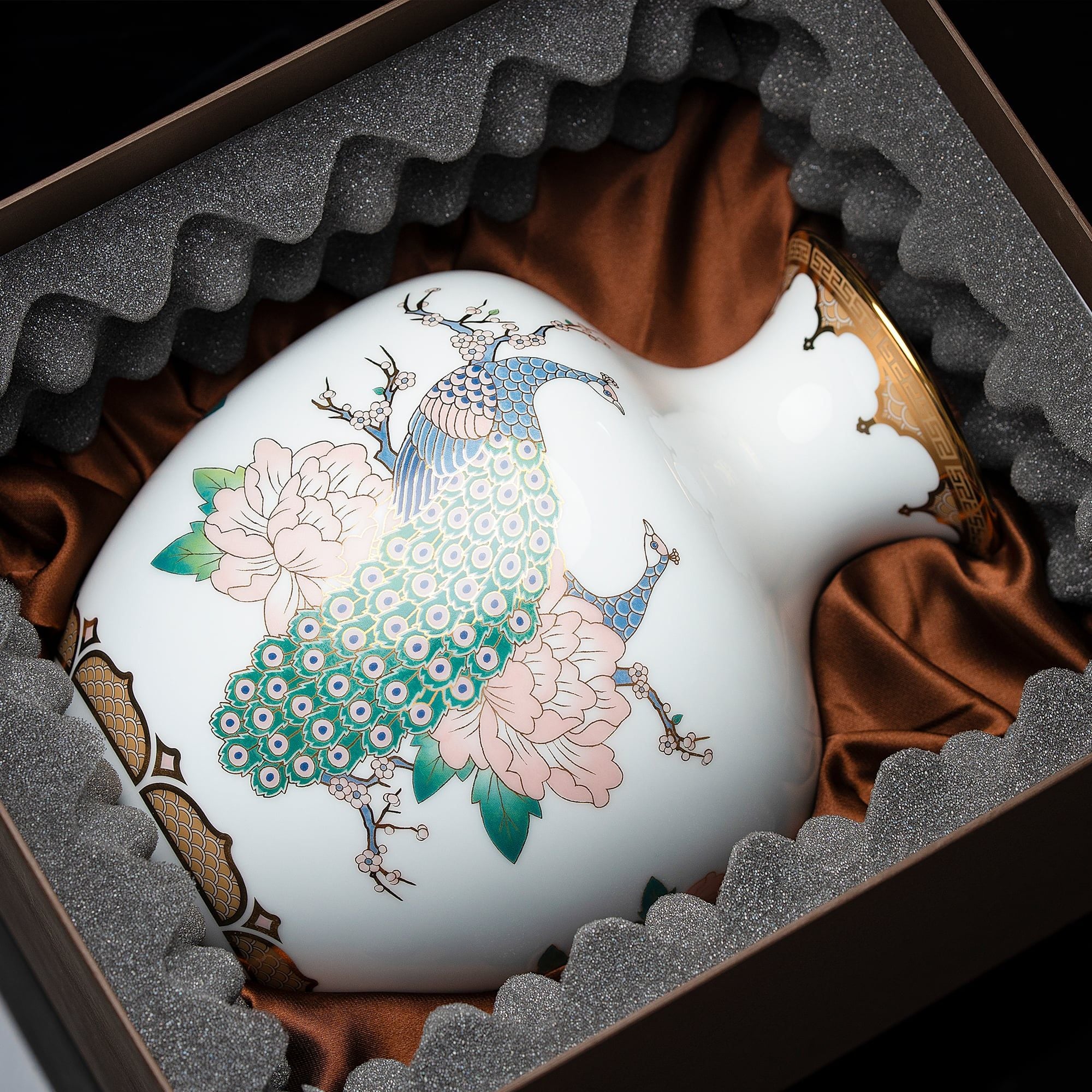  Bình Tài Lộc "Công Đào Khai Phú" phiên bản giới hạn cao 26.5cm sứ trắng | Flared Vase Limited Collection M-798L - 91151 