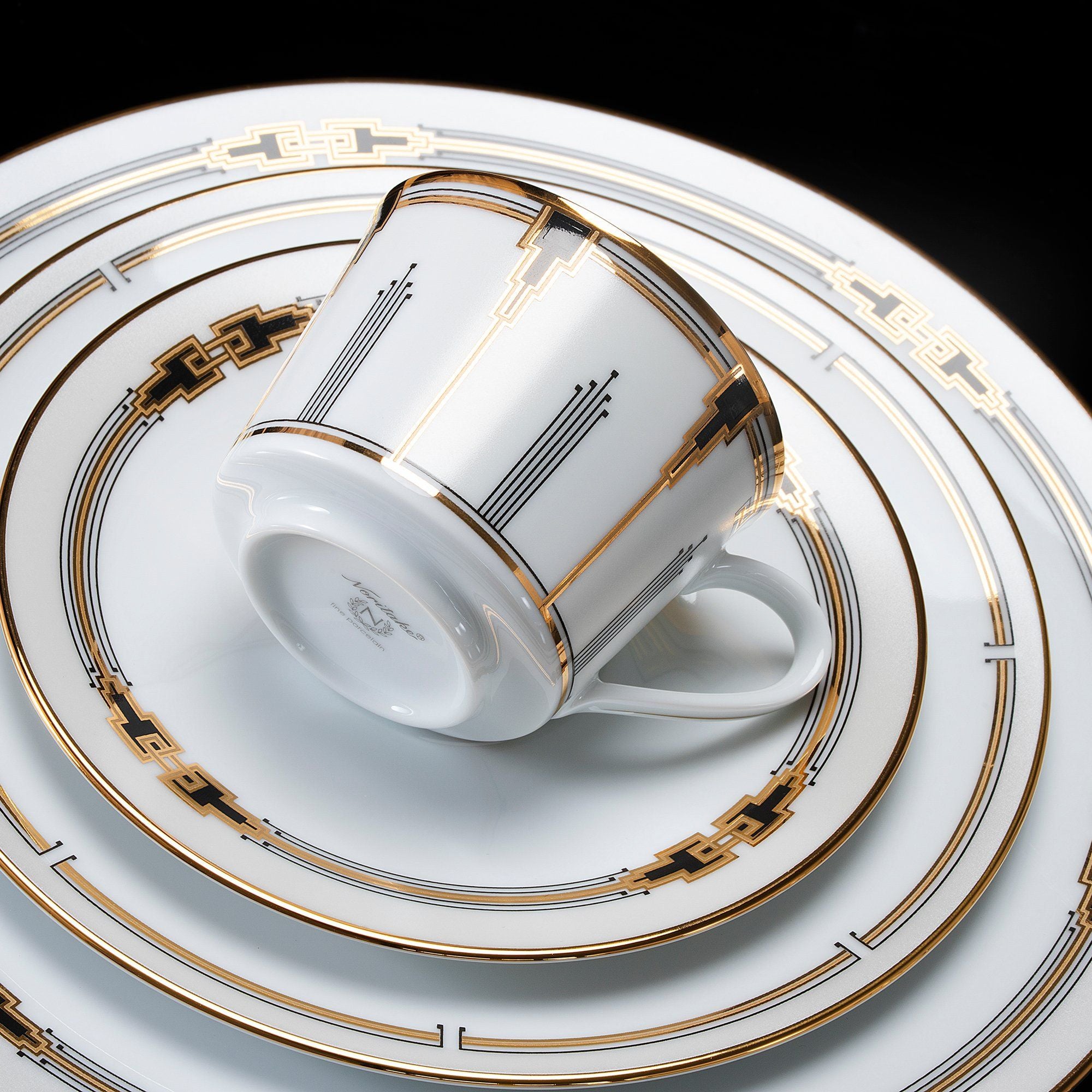  Bộ ấm chén uống trà nhỏ (ấm 630ml, chén 100ml) 13 món sứ trắng | Empire Gold 1786L - T014S 