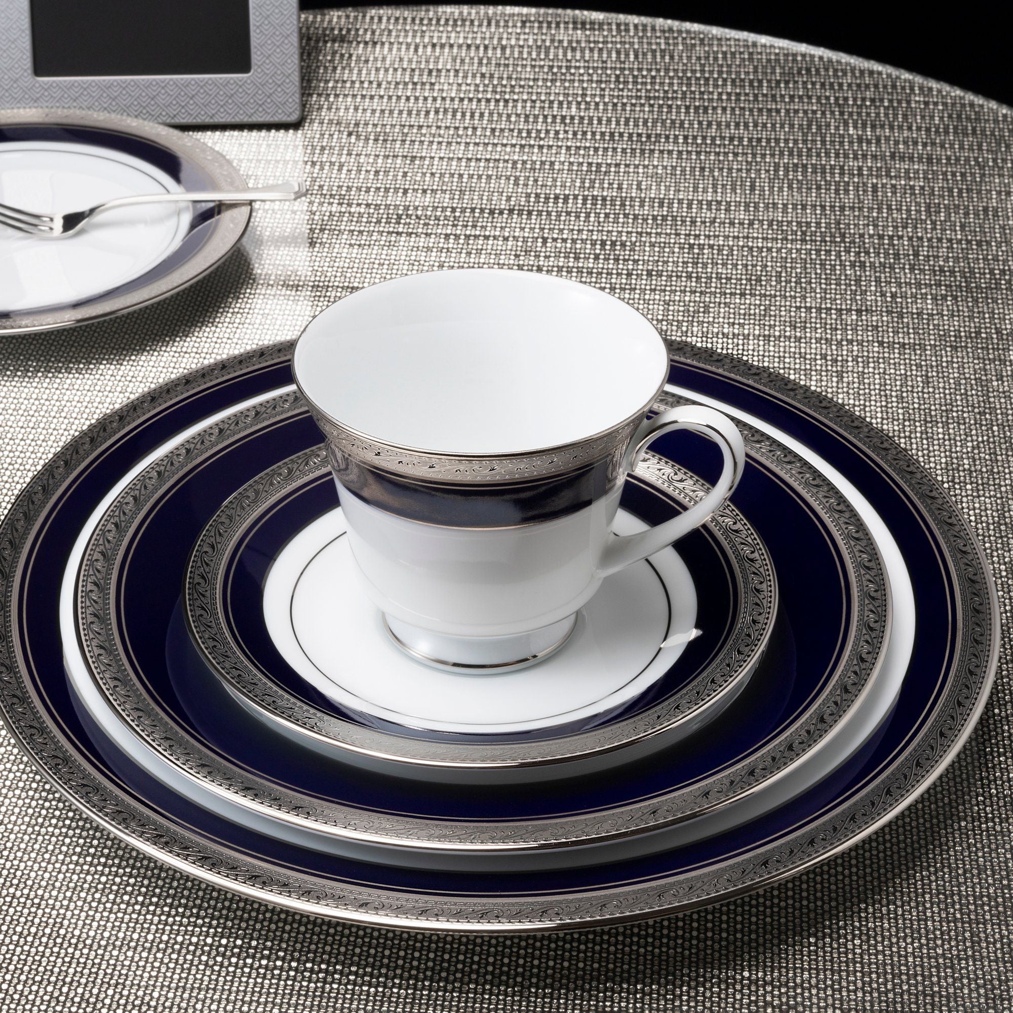  Bộ ấm chén uống trà (ấm 1.200ml, chén 230ml) 18 món sứ trắng | Crestwood Cobalt Platinum 4170L - T020A 