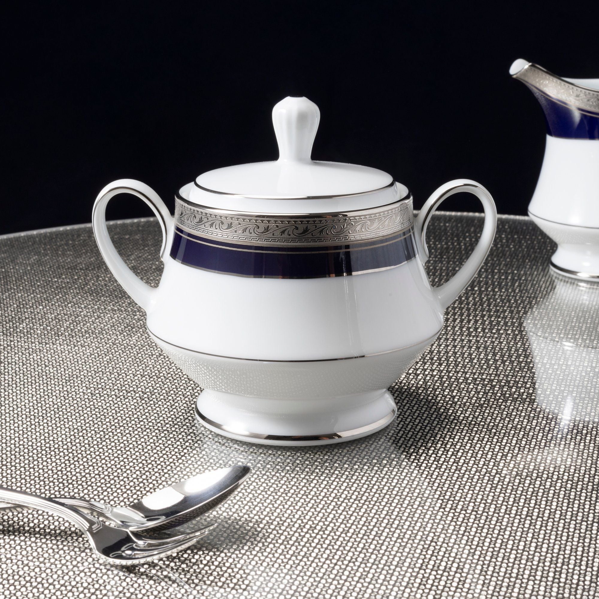  Bộ ấm chén uống trà (ấm 1.200ml, chén 230ml) 18 món sứ trắng | Crestwood Cobalt Platinum 4170L - T020A 