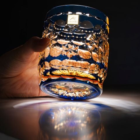  Ly pha lê rock glass Edo Kiriko 'Tamamai' 330ml xanh cobalt được chế tác bởi nghệ nhân Hideaki Shinozaki | Kagami Crystal T754 - 2708-WUB 