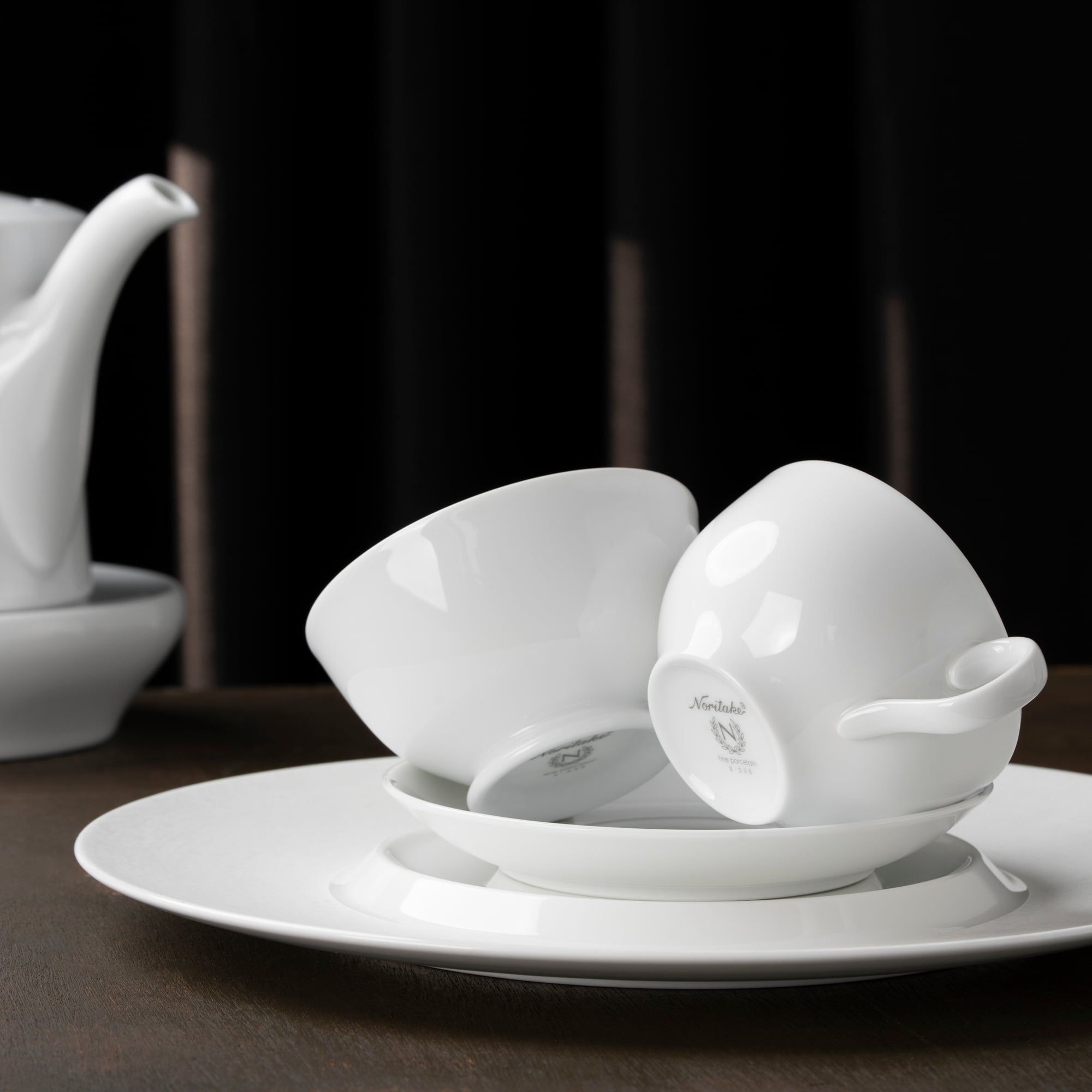  Bộ ấm chén uống trà (ấm 1.075ml, chén loe 200ml) 13 món sứ trắng | Art Stage 1609L - T014L 