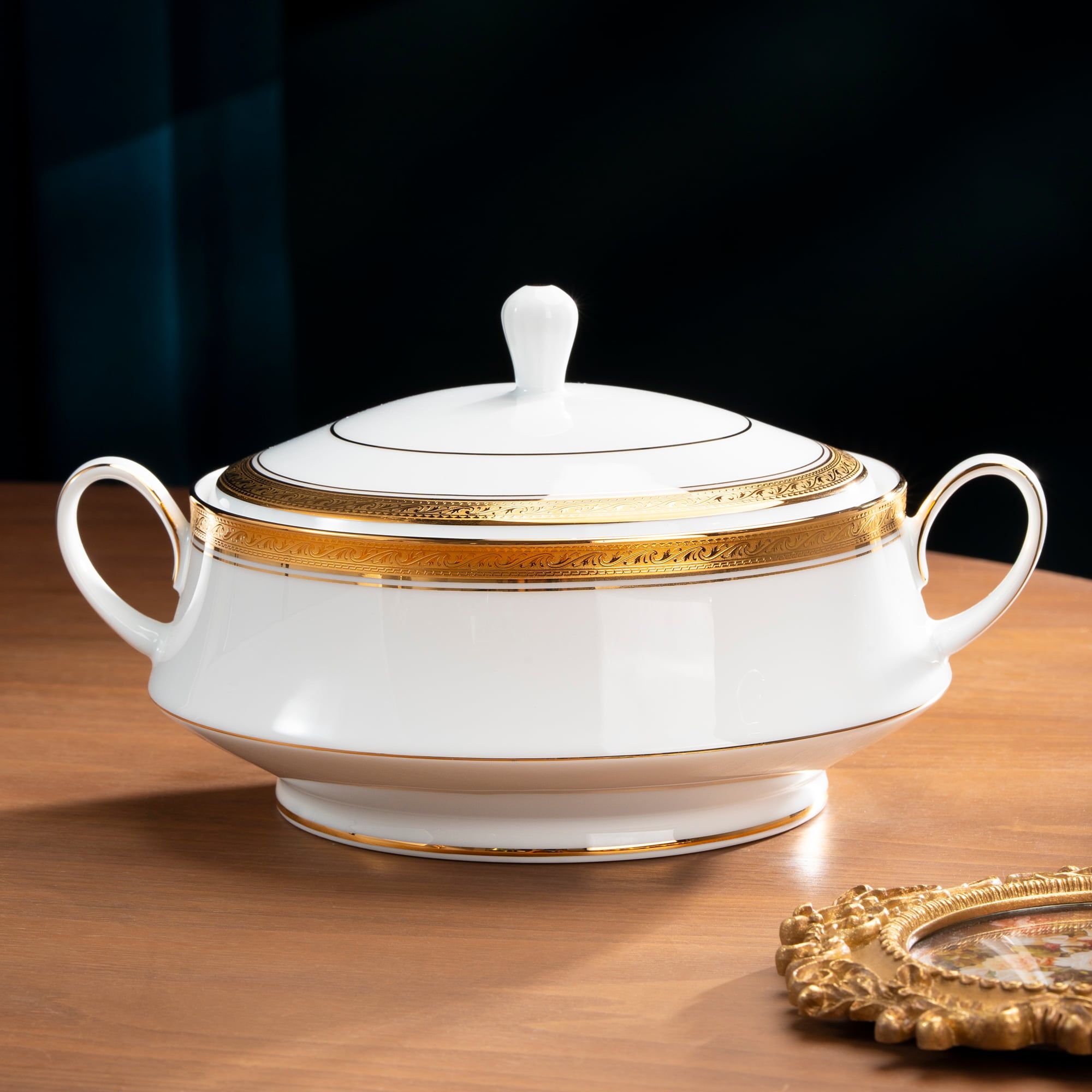  Bộ đĩa ăn kiểu Âu 22 món (cho 6 người) sứ trắng | Crestwood Gold 4167L - D024AL 