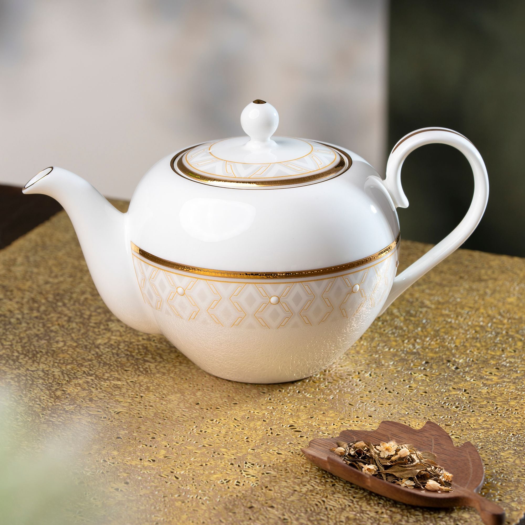  Bộ ấm chén uống trà nhỏ (ấm 650ml, chén 90ml) 13 món sứ xương | Noble Pearl 4979L - T014S 