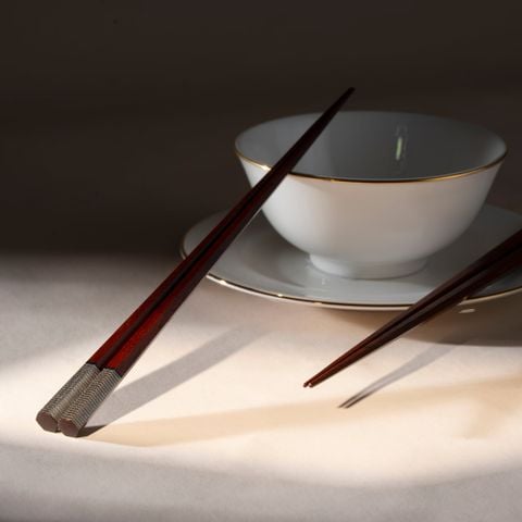  Đũa gỗ Nhật Hexagon (01 đôi) sơn mài chỉ vàng 23.5cm | Hyozaemon Chopstick 1115 - AK-025 