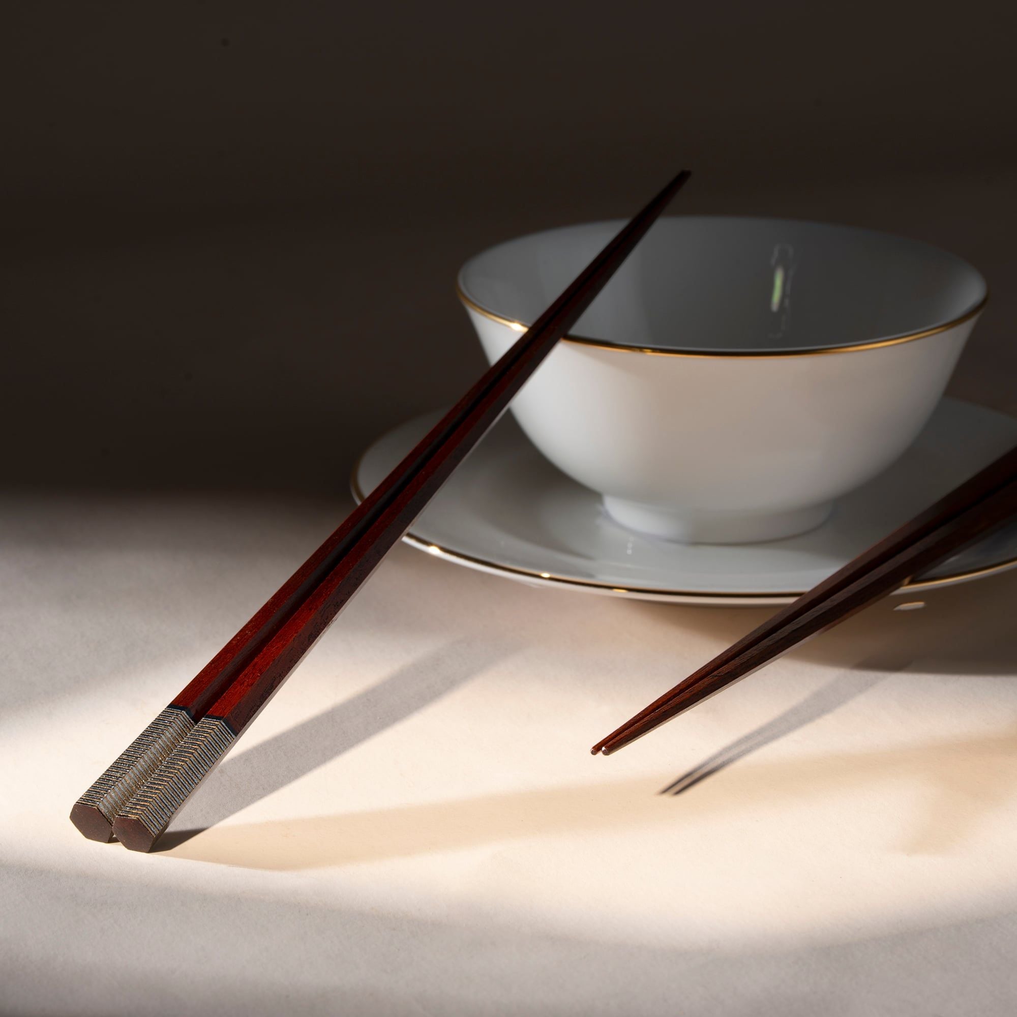  Đũa gỗ Nhật Hexagon (01 đôi) sơn mài chỉ vàng 23.5cm | Hyozaemon Chopstick 1115 - AK-025 