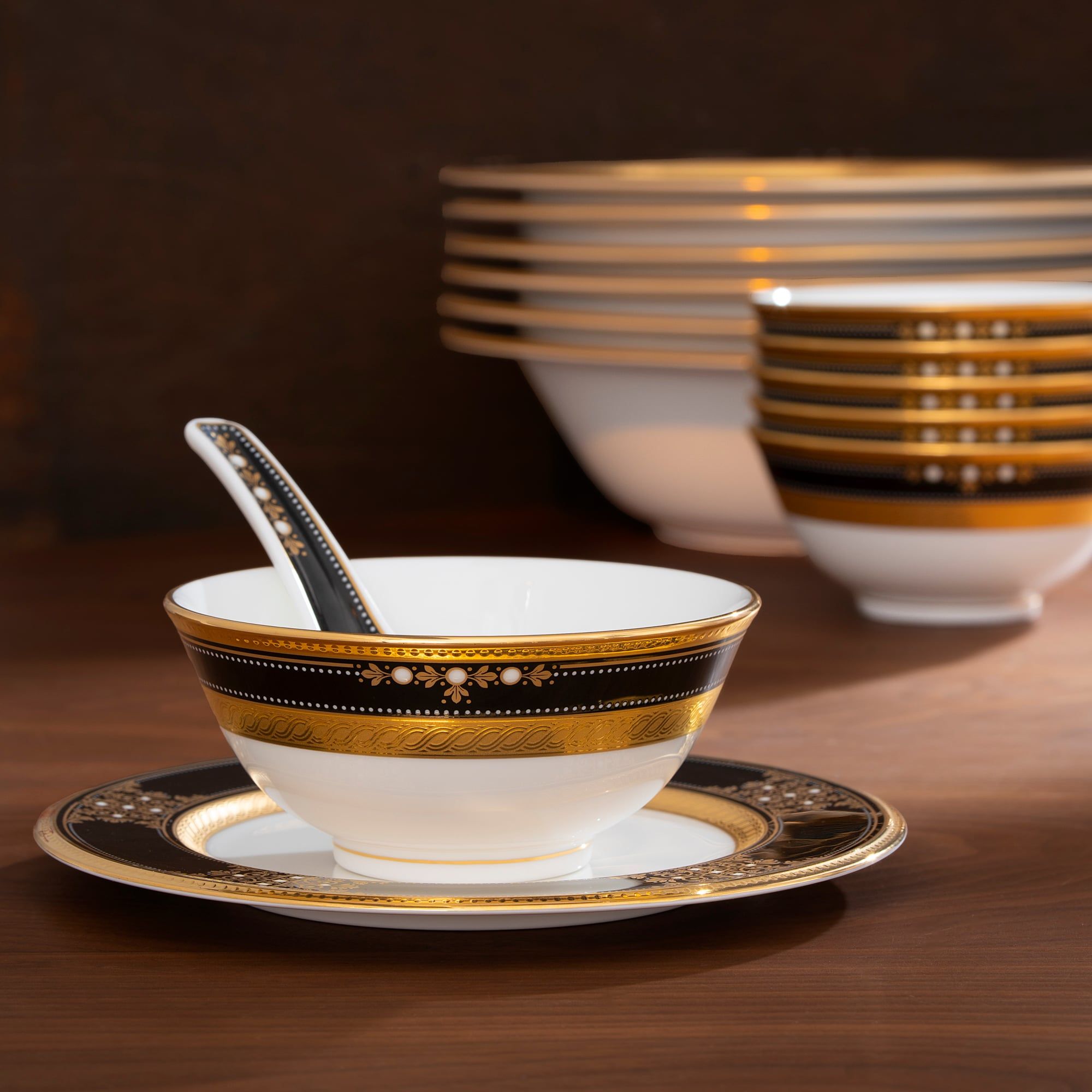  Bộ bát đĩa ăn châu Á cơ bản 22 món (cho 6 người) sứ xương Nhật Bản | Evening Majesty 4818J - D022AA 
