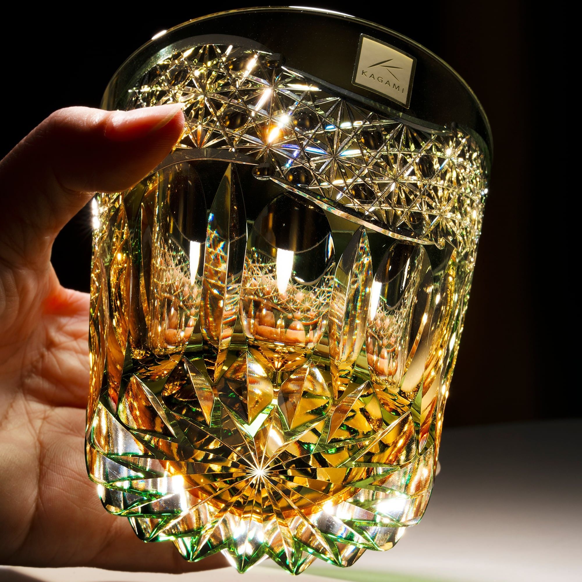  Ly pha lê rock glass họa tiết Edo Kiriko 'Gyokou' 320ml màu xanh lá được chế tác bởi nghệ nhân Satoshi Nabetani | Kagami Crystal T755 - 2971-WUG 