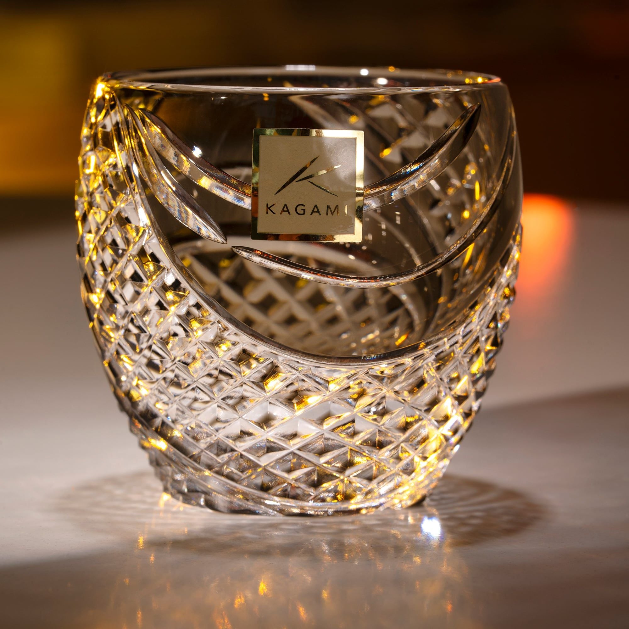  Ly pha lê sake Edo Kiriko “Fish scales strip" 80ml màu trà | Kagami Crystal T535 - 2044-BLK 