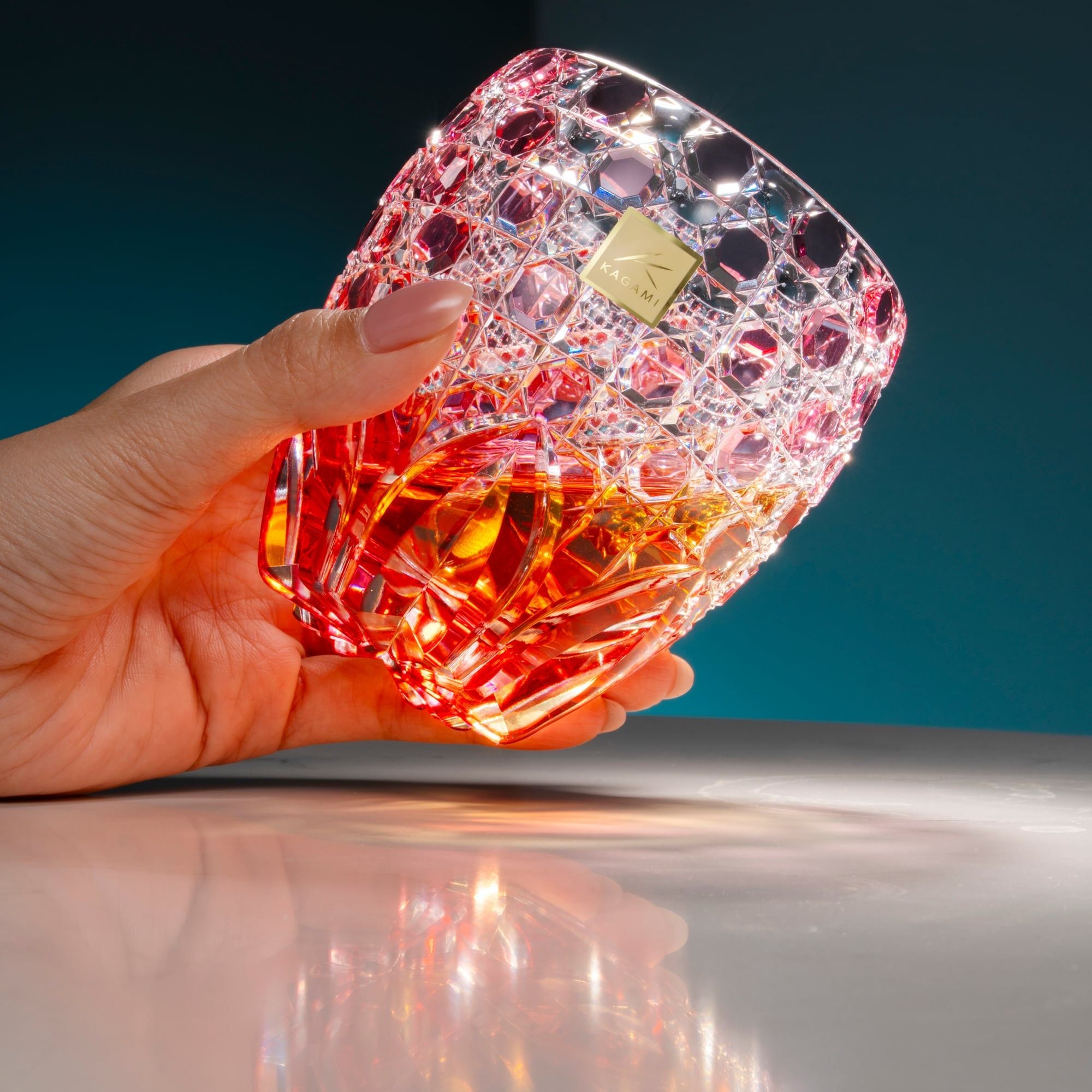  Ly pha lê rock glass họa tiết Edo Kiriko 'Saika' 300ml màu đỏ được chế tác bởi nghệ nhân Junichi Nabeya | Kagami T792 - 3012-CAU 