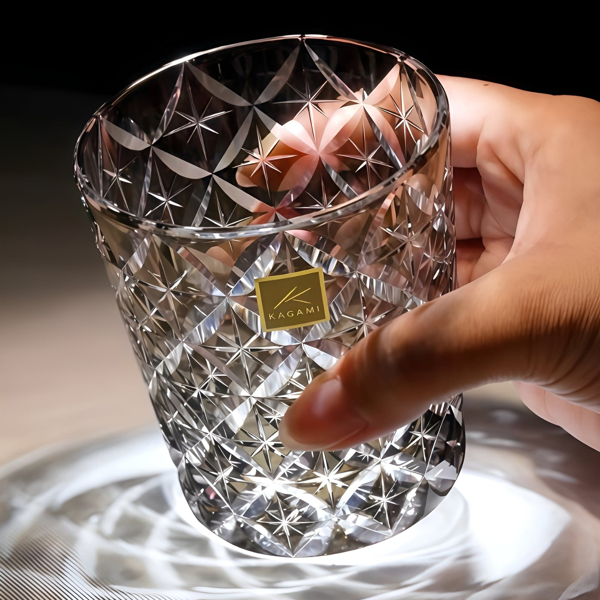  Ly pha lê rock glass họa tiết Edo Kiriko 'Shippo' 250ml màu trà được chế tác bởi nghệ nhân Satoshi Nabeya | Kagami Crystal T748 - 2834-BLK 