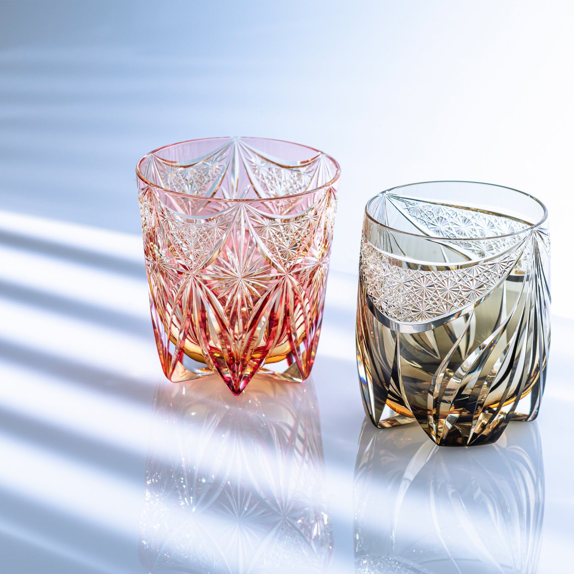  Ly pha lê rock glass họa tiết Edo Kiriko (Toranomai) 330ml màu trà được chế tác bởi nghệ nhân Tatsuya Nemoto | Kagami T754 - 3004-WUK 