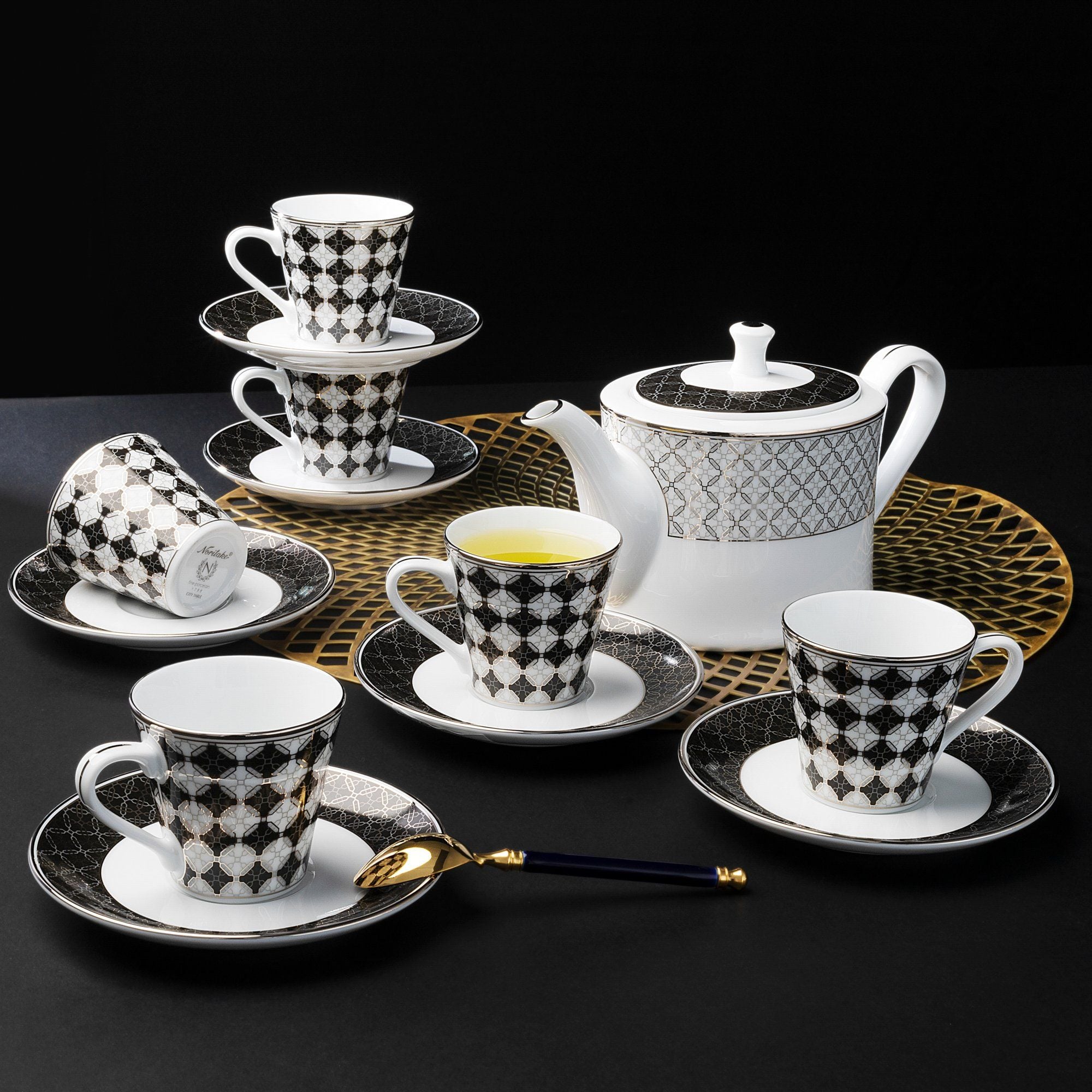  Bộ ấm chén uống trà nhỏ (ấm 630ml, chén 90ml) 13 món sứ trắng | City Table 1788L - T014S 