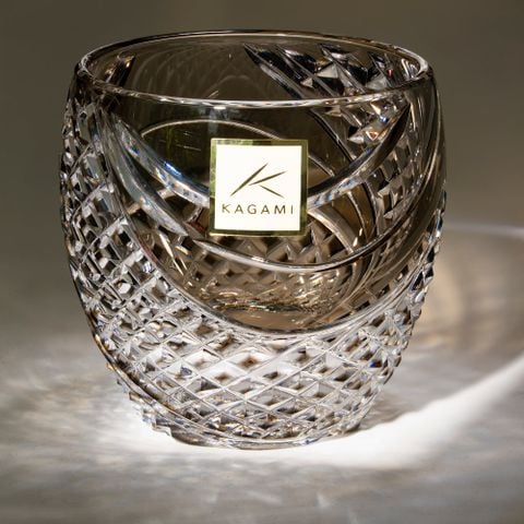  Ly pha lê sake Edo Kiriko “Fish scales strip