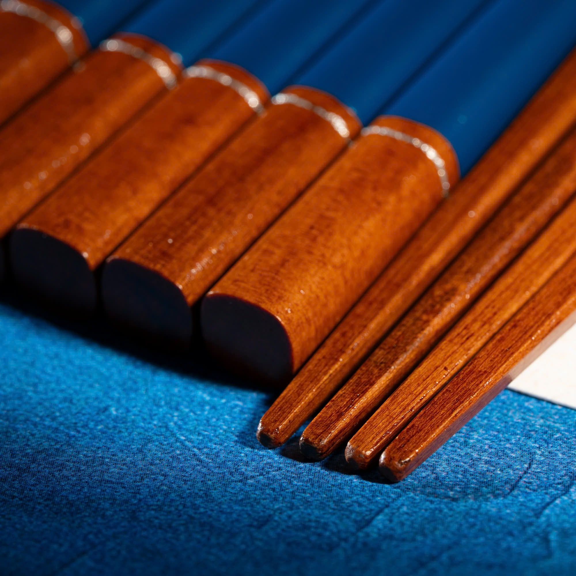  Bộ 05 đôi đũa gỗ Nhật Genji sơn mài viền xanh cobalt kèm hộp | Hyozaemon Chopstick 1115 - S-127HG5 