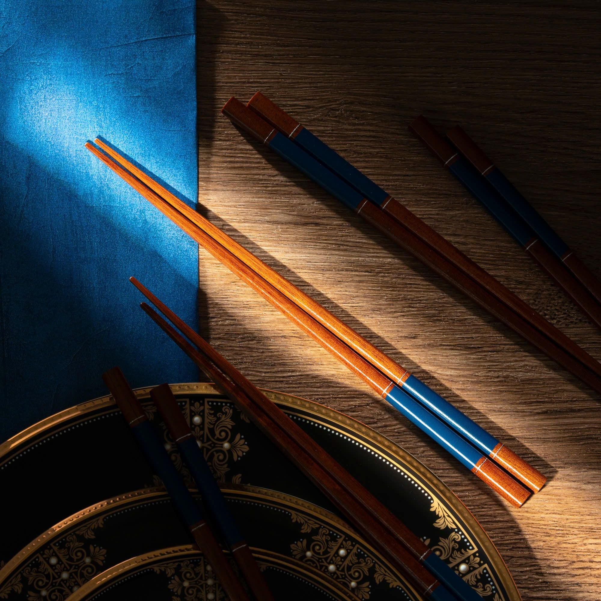  Bộ 05 đôi đũa gỗ Nhật Genji sơn mài viền xanh cobalt kèm hộp | Hyozaemon Chopstick 1115 - S-127HG5 