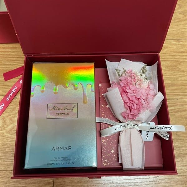 ARMAF_Hộp Quà Nước Hoa Miss Armaf Catwalk EDP 100ml