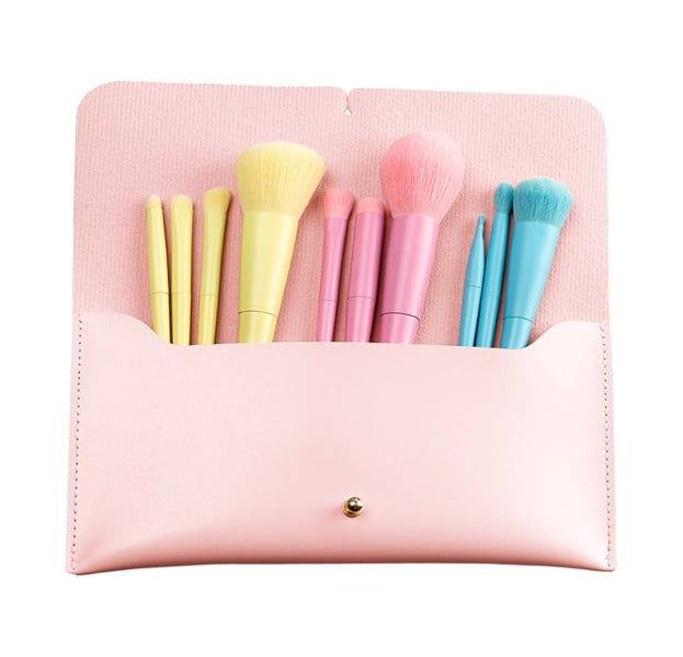 VACOSI_Bộ Cọ Cá Nhân 10 Cây Và Ví Hồng Candy Puffy Brush Set BC34
