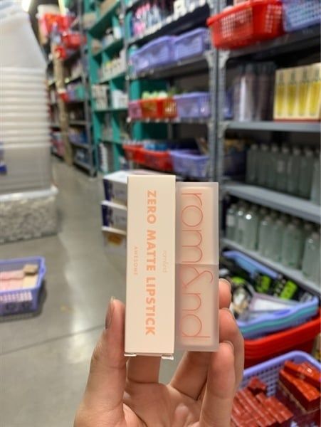 ROMAND_Son Thỏi Siêu Mịn New Zero Matte Lipstick 06 Awesome