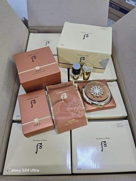 WHOO_Phấn Nước Tái Sinh Cheongidan Radiant Essence Cushion #21