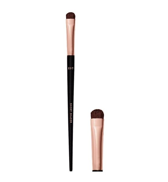 VACOSI_Cọ Đánh Phấn Mắt Ngắn Short Shader Brush E07