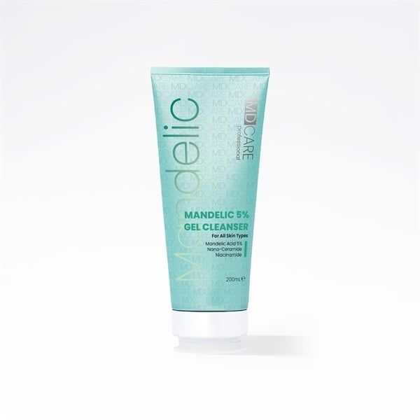 MDCARE_Sữa Rửa Mặt Sạch Sâu Và Tẩy Tế Bào Chết Mandelic 5% Gel Cleanser 200ml