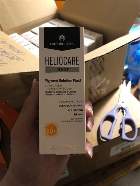 HELIOCARE_Kem Chống Nắng Ngừa Tăng Sắc Tố 360° Pigment Solution Fluid 50ml