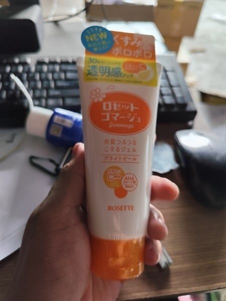 ROSETTE_Gel Tẩy Tế Bào Chết Gommage Gentle 120g Màu Cam