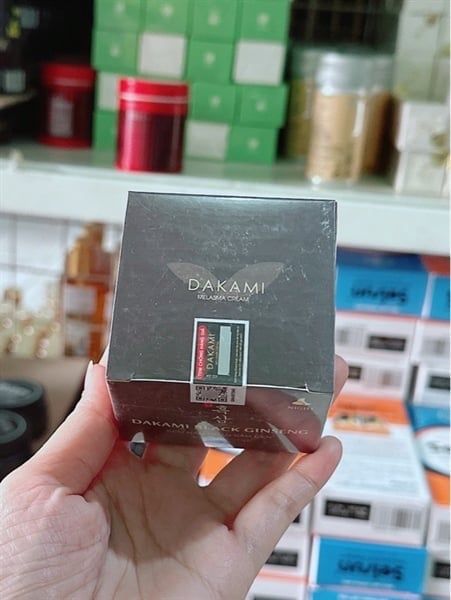 DAKAMI-II(*)_Kem Trị Nám Ban Đêm Nhân Sâm Đen Black Ginseng 33g