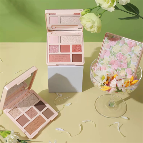 HOLD LIVE_Bảng Phấn Mắt 7 Ô Paris Garden Eyeshadow Palette 704